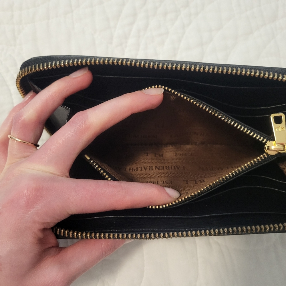 Lauren Ralph Lauren Black Leather Wallet - Picture 3 of 4